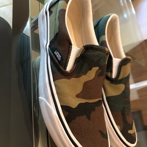 Camo vans